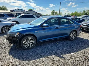 Volkswagen Jetta 1.4L 4 2021