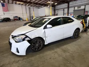 Toyota Corolla 1.8L 4 2016