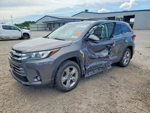 Toyota Highlander 3.5L 6 2018