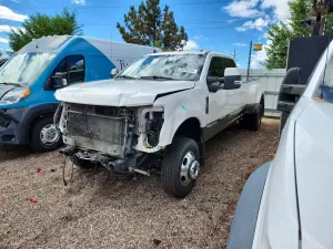 Ford F-350 6.7L 8 2019