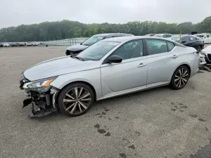 Nissan Altima 2.5L 4 2022