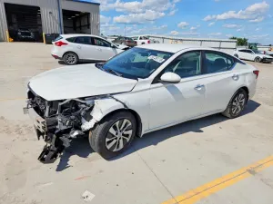 Nissan Altima 2.5L 4 2019