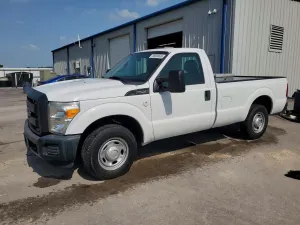 Ford F-250 6.2L 8 2013
