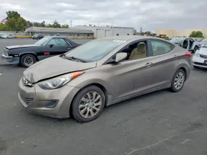 Hyundai Elantra 1.8L 4 2013