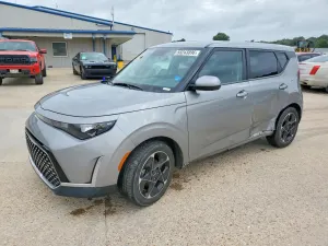 Kia Soul 2.0L 4 2023