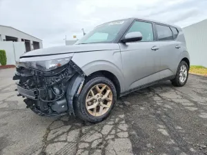 Kia Soul 2.0L 4 2025