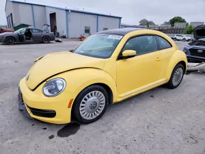 Volkswagen Beetle 2.5L 5 2013
