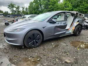 Tesla Model 3 2026