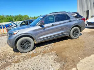 Ford Explorer 2.3L 4 2022