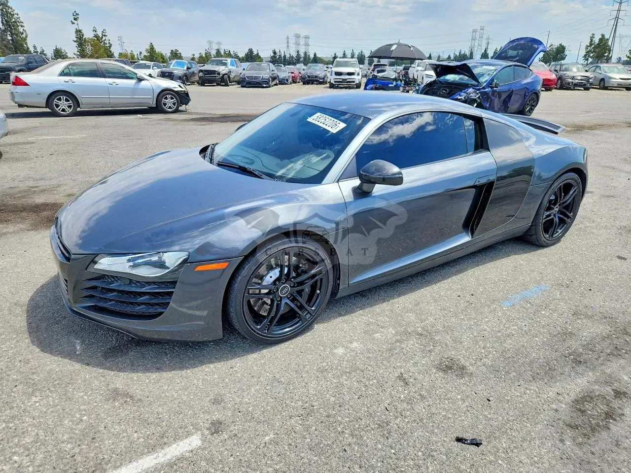 Audi R8 4.2L 8 2011