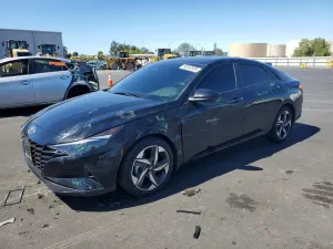 Hyundai Elantra 2.0L 4 2023