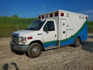 Ford Econoline 6.8L 10 2019