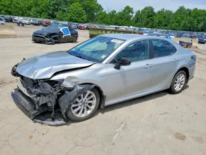 Toyota Camry 2.5L 4 2022
