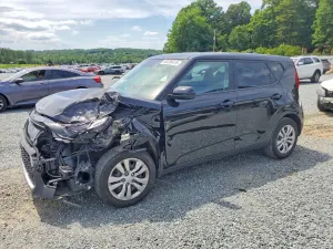 Kia Soul 2.0L 4 2021
