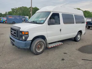 Ford Econoline 4.6L 8 2012