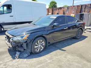 Nissan Altima 2.5L 4 2019
