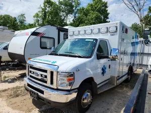 Ford Econoline 6.8L 10 2019