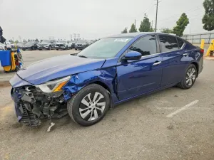 Nissan Altima 2.5L 4 2020
