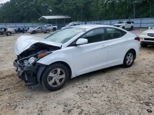 Hyundai Elantra 1.8L 4 2015