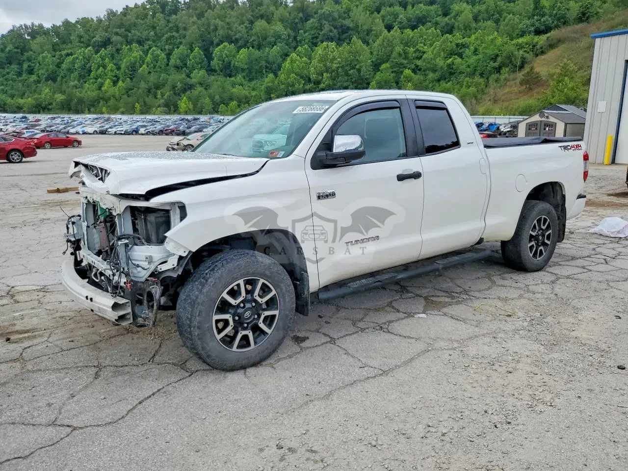 Toyota Tundra 5.7L 8 2021
