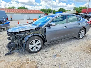 Nissan Altima 2.5L 4 2015
