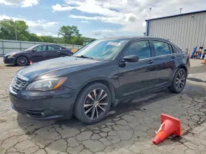 Chrysler 200 2.4L 4 2014