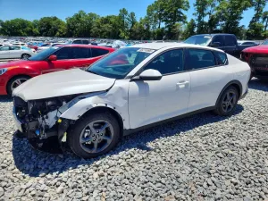 Kia K4 2.0L 4 2026