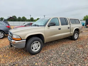 Dodge Dakota 4.7L 8 2004