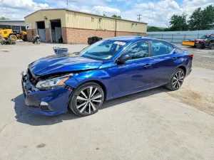 Nissan Altima 2.5L 4 2020