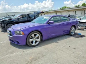 Dodge Charger 5.7L 8 2014