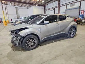 Toyota C-HR 2.0L 4 2019
