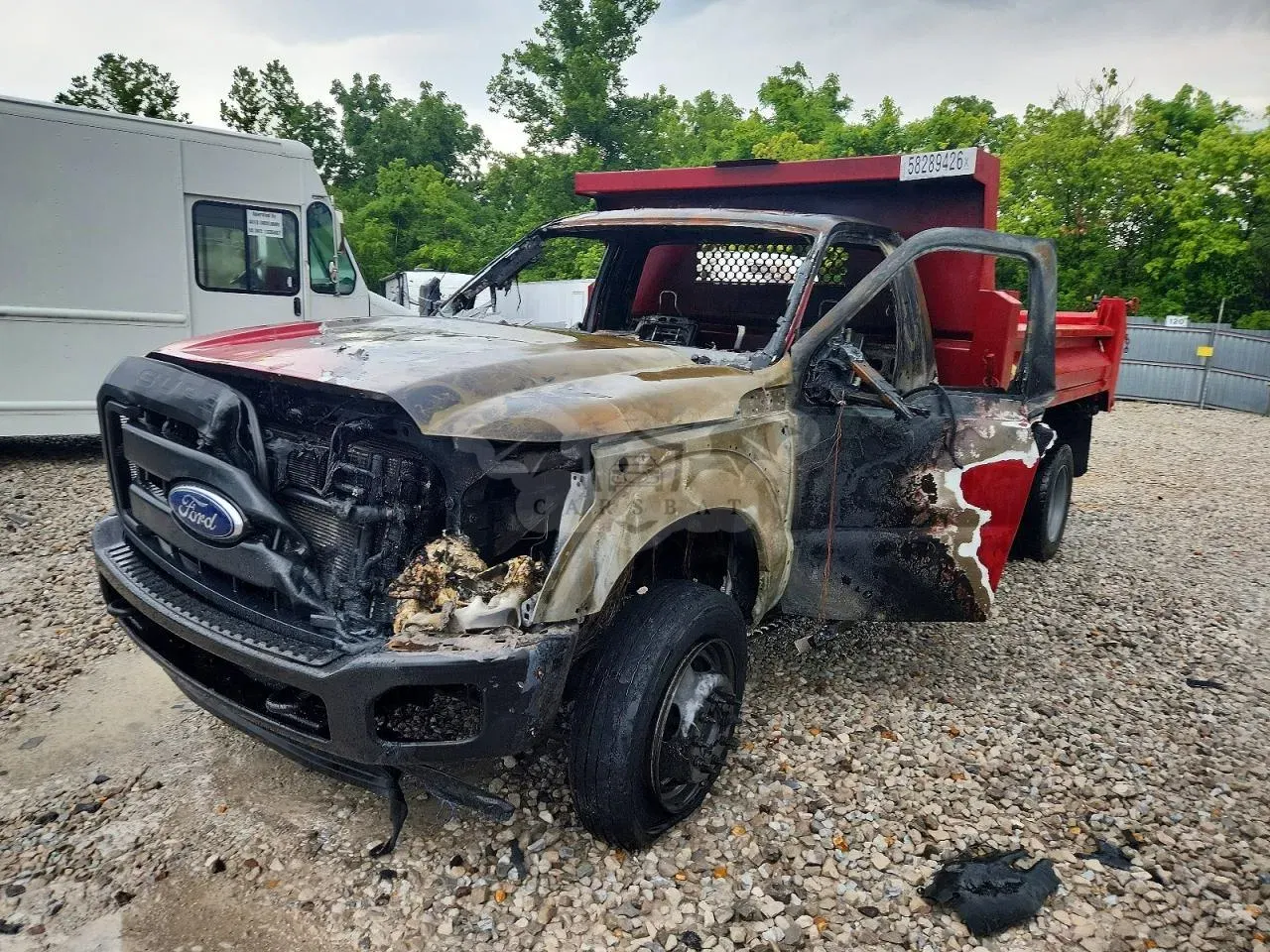 Ford F-450 6.7L 8 2016