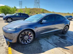 Tesla Model 3 2022