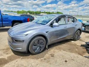 Tesla Model Y 2026