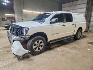 Nissan Titan 5.6L 8 2013