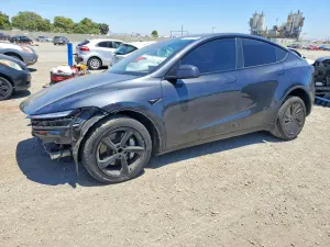 Tesla Model Y 2026