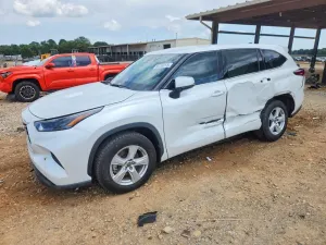 Toyota Highlander 3.5L 6 2022