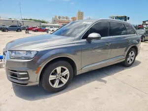 Audi Q7 2.0L 4 2018