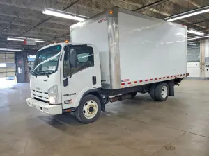 Isuzu NPR 6.0L 8 2015