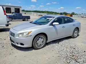 Nissan Maxima 3.5L 6 2013