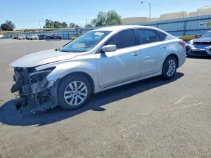Nissan Altima 2.5L 4 2015