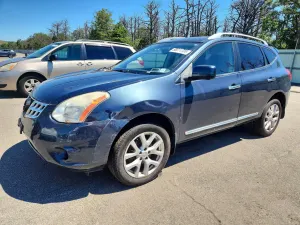 Nissan Rogue 2.5L 4 2013