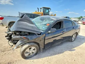 Hyundai Elantra 2.0L 4 2026