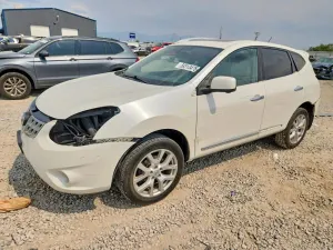 Nissan Rogue 2.5L 4 2012