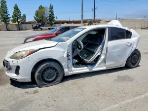Mazda 3 2.0L 4 2013