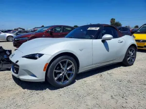 Mazda MX-5 (Miata) 2.0L 4 2018
