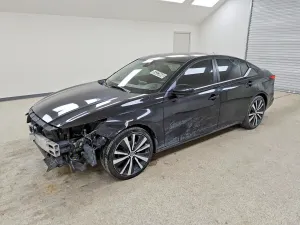 Nissan Altima 2.5L 4 2020