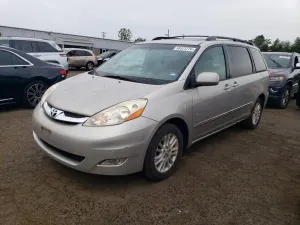 Toyota Sienna 3.5L 6 2008