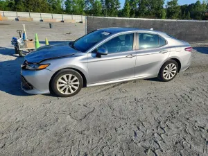 Toyota Camry 2.5L 4 2020
