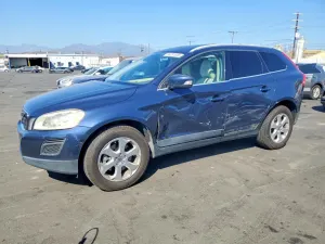 Volvo XC60 3.2L 6 2012